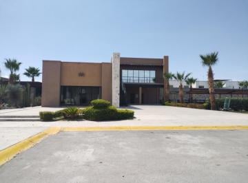 Casa · 393m² · 4 Recámaras · 2 Estacionamientos · Casa en Cerrada con Circuito Cerrado