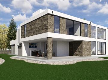 Casa de 4 habitaciones, Tarímbaro · Venta de Casa en Club Campestre Erandeni