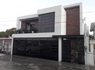 Casa · 420m² · 4 Recámaras · 3 Estacionamientos · Casa - Bellavista