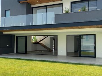 Casa de 5 habitaciones, Emiliano Zapata · Casa Nueva en Venta Paraiso Country Club