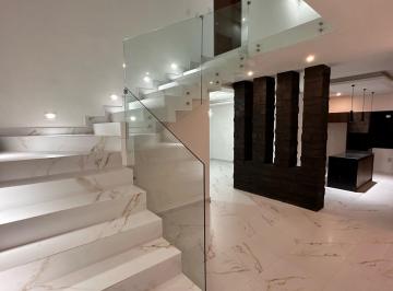 Casa · 330m² · 3 Recámaras · Casa en Venta en Castaños del Vergel, Monterrey Nl