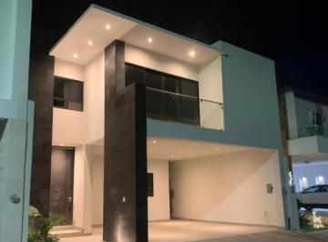 Casa · 315m² · 3 Recámaras · 2 Estacionamientos · Casa en Venta en Amorada Residencial, Santiago Nl