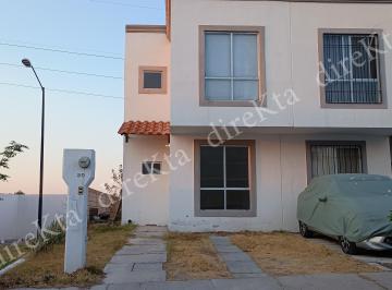 Casa en condominio de 2 habitaciones, Corregidora · ¡Aprovecha Esta Oportunidad! Casa en Corregidora Qro, a Ofertar!