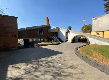 Casa · 600m² · 6 Recámaras · Casa en Toluca