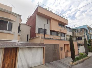 Casa de 4 habitaciones, Iztapalapa · Venta de Casa en Paseo de Churubusco