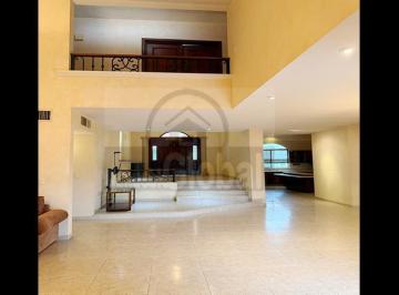 Casa · 3 Recámaras · 3 Estacionamientos · Hermosa Casa Amplia en Venta en Exclusivo Sector Sur Carr. Nacional en Monterrey Nl