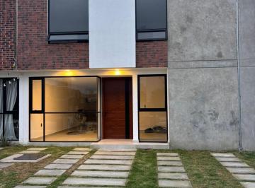 Casa · 128m² · 3 Recámaras · 2 Estacionamientos · Casa Nueva, Privada Antal, Col. Piracantos, Pachuca, Hgo.