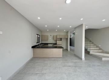 Casa de 4 habitaciones, Monterrey · Casa en Venta en Cumbre Elite
