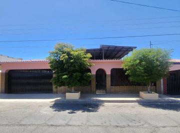 Casa de 3 habitaciones, Mexicali · Casa en Renta Fraccionamiento Conjunto Urbano Universitario de un Piso Cochera