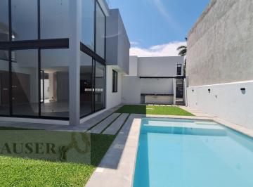 Casa de 4 habitaciones, Cuernavaca · Casa Moderna en Fraccionamiento Cerca del Tec Milenio, Temixco Morelos