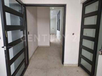 Oficina · 172m² · 4 Recámaras · 2 Estacionamientos · Oficinas en Renta en El Salto
