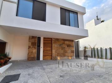 Casa de 4 habitaciones, Cuernavaca · Casa a Norte de Cuernavaca en Fraccionamiento con Vigilancia