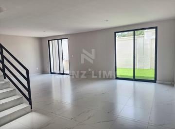 Casa de 3 habitaciones, Celaya · Urquijo Residencial: Casa Torrijo, Luminoso, Moderno y Comodo Hogar.