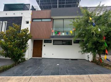 Casa en condominio de 3 habitaciones, Zapopan · Casa en Coto Bizantino, Valle Imperial, Zapopan