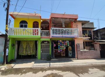 Casa · 190m² · 3 Recámaras · 1 Estacionamiento · Casa en Renacimiento Calle Olimpica