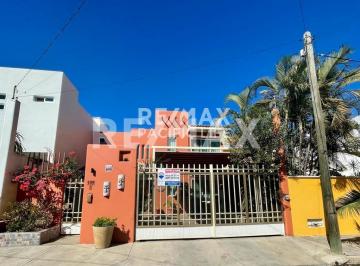 Casa · 271m² · 4 Recámaras · Casa en Venta en Playa Sur - (4)