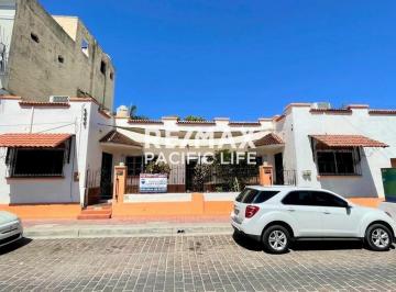 Casa · 277m² · 7 Recámaras · 1 Estacionamiento · Casa en Venta en El Centro Historico - (4)