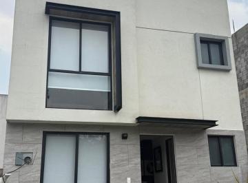Casa · 145m² · 3 Recámaras · 2 Estacionamientos · Hermosas Casas de 3 Niveles $4,570,000 en Tlalnepantla. San Jerónimo Tepetlacalco.