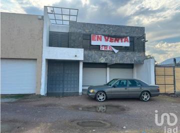 Oficina · 250m² · 4 Recámaras · 2 Estacionamientos · Oficinas en Venta en Av Siglo, Xxi, Norte Poniente, Ex Ejido Jesus Maria, Aguascalientes.