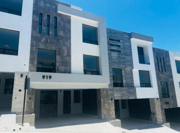 Casa de 4 habitaciones, Monterrey · Casa en Venta en Paseo del Vergel en Zona Carretera Nacional