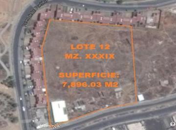 Terreno / Lote , Chalco · Terreno en Venta con Uso Comercial/habitacional en Chalco.