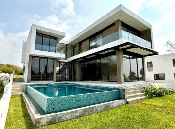 Casa de 3 habitaciones, Atlatlahucan · Vendo Casa en Lomas de Cocoyoc con Todos Los Servicios
