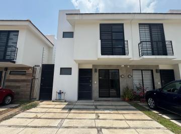 Casa en condominio de 2 habitaciones, Tlajomulco de Zúñiga · Casa en Renta en Altara, a Solo 10 Minutos de Galerías Santa Anita. San Agustín
