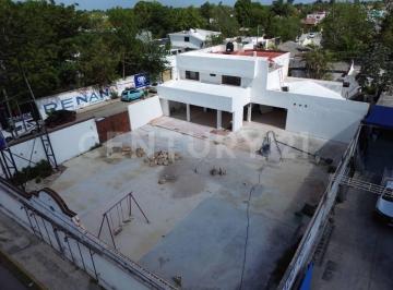 Local comercial · 423m² · 10 Estacionamientos · Local en Renta en San Nicolás, Mérida, Yucatán