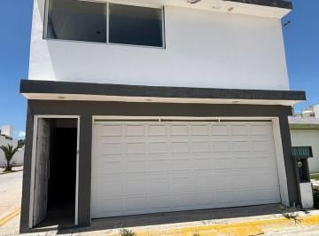 Casa de 3 habitaciones, Zempoala · Casa de Remate Bancario, Todo Ante Notario Publico