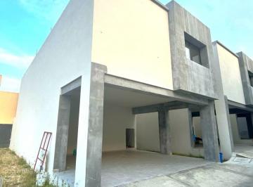 Casa · 205m² · 3 Recámaras · 2 Estacionamientos · Oportunidad Casa en Venta Col. Volantin, Tampico, Inf.