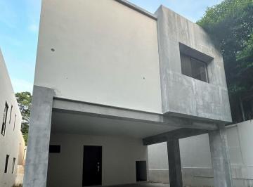 Casa · 205m² · 3 Recámaras · 2 Estacionamientos · Oportunidad Casa en Venta Col. Volantin, Tampico, Inf.