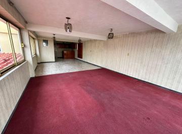 Casa · 200m² · 4 Recámaras · 2 Estacionamientos · Casa en Metepec