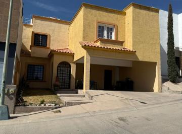 Casa · 137m² · 3 Recámaras · Venta Casa en Cordilleras! Cerca Uach Nueva!