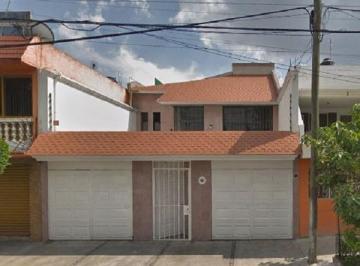 Casa de 3 habitaciones, Gustavo A. Madero · Casa en Villa de Aragón Gustavo a Madero Excelente Zona y Ubicación