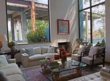 Casa de 3 habitaciones, Zapopan · Casa en Venta en Colinas de San Javier