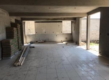 Casa de 4 habitaciones, Cuautla · Oportunidad de Inversión Casa en Obra Gris en Venta con Alberca en Cuautla
