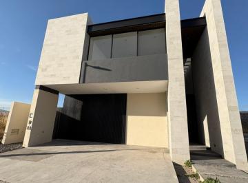 Casa de 4 habitaciones, León · Casa en Venta en Lomas del Molino V