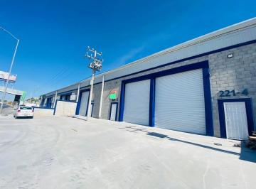 Local comercial · 273m² · Bodega en Renta en Periférico Raul López Sánchez, Torreón Coahuila.