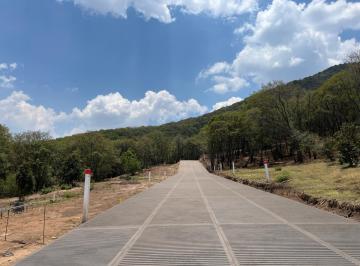 Terreno / Lote en Venta  Santa Ana Jilotzingo · Terrenos Residencial 300 m en Jilotzongo