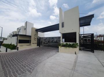 Casa de 3 habitaciones, Corregidora · Casa en Venta en Colinas del Santuario