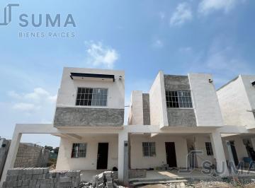 Casa · 118m² · 3 Recámaras · 2 Estacionamientos · Casa en Venta en Fracc. Arecas, Altamira Tamaulipas.