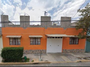 Casa de 3 habitaciones, Nezahualcóyotl · Casa en Remate Ubicada en Cd. Nezahualcóyotl Col. Maravillas