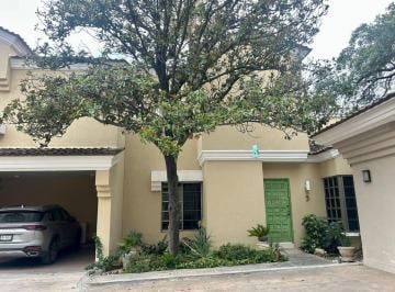 5b22258af5d764df1dc0a8ee5c458b0e2697f0e8a045c5f1a1b72c746b1f6ffb · Casa en Renta en Privada Palo Blanco