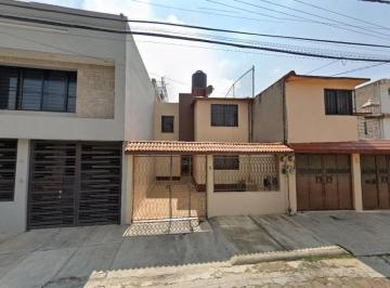 Casa de 3 habitaciones, Cuautitlán Izcalli · Casa en Remate Ubicada en Col. Santa Rosa de Lima, Cuautitlán Izcalli, Méx.