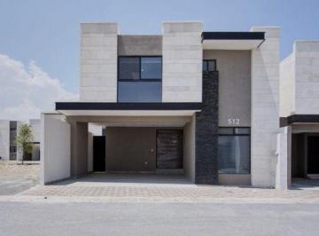 Casa de 4 habitaciones, Saltillo · Casa Renta en Privanza Acacia