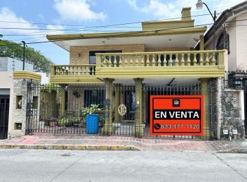 Casa · 438m² · 5 Recámaras · 2 Estacionamientos · Casa en Venta Col. Altavista, Tampico, Inf.