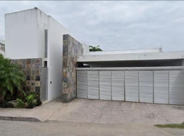 Casa de 5 habitaciones, Mérida · Increible Casa en Remate en C.25, Montebello, Mérida, Yucatán.