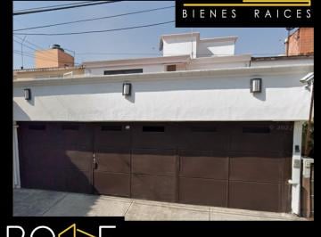Casa de 4 habitaciones, Iztapalapa · Remate Casa en Calle Lutecia, Lomas Estrellas, Iztapalapa, Cdmx