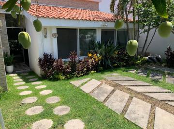 Casa de 3 habitaciones, Emiliano Zapata · Casa Burgos Corinto, Temixco