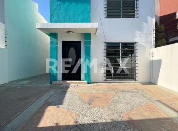Casa · 350m² · 3 Recámaras · 2 Estacionamientos · Casa en Renta Terrazas de La Presa Tijuana - (4)